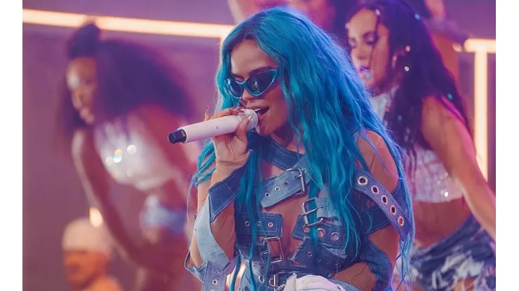 Karol G sobre el escenario de Cochella.