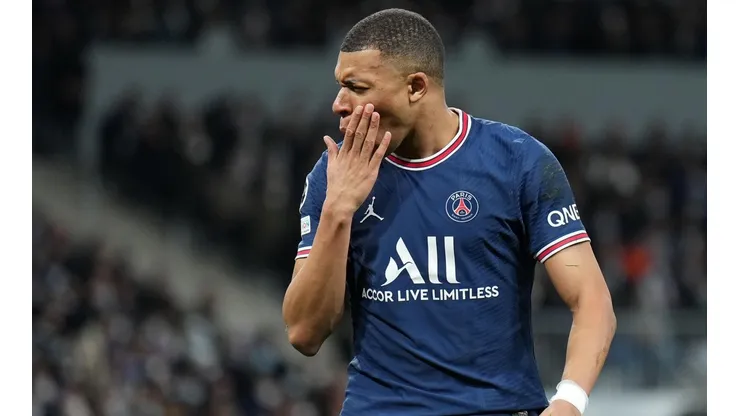 Mbappé decidió quedarse en PSG