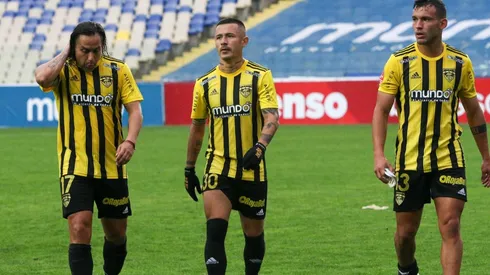 Fernández Vial no gana hace once partidos por la Primera B.