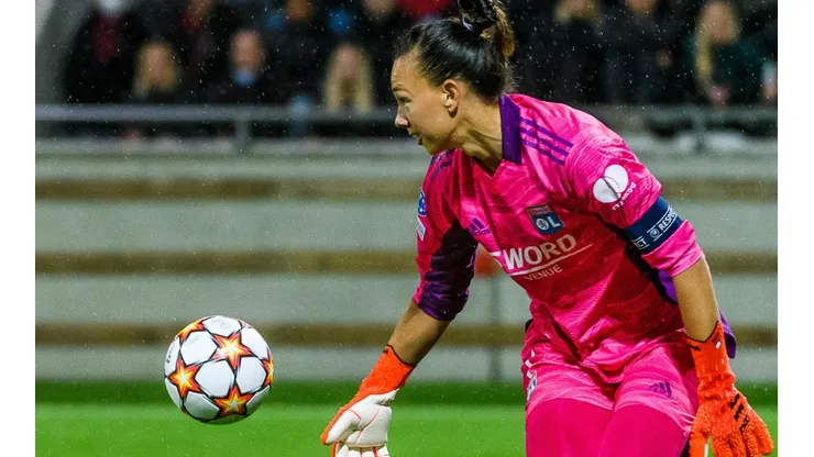 La final de Champions League con Tiane Endler será transmitida por YouTube.