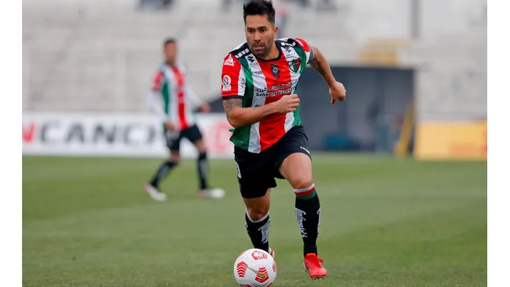 El Mago confirmó en redes sociales que se retira del fútbol.