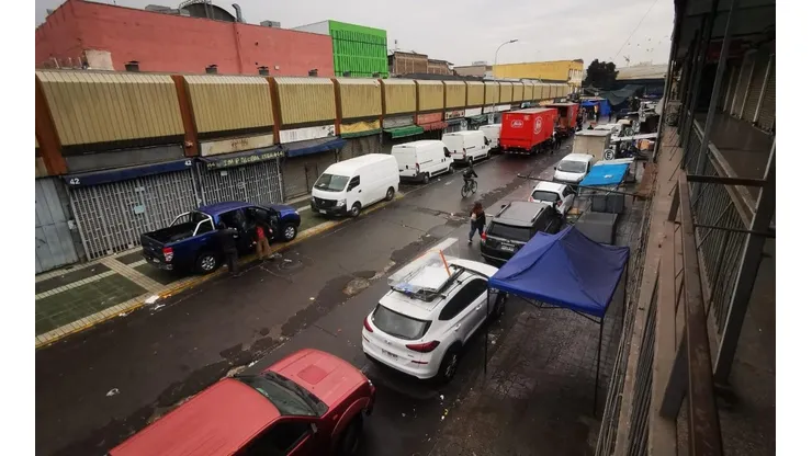 Desalojo de puestos de ambulantes en el barrio Meiggs