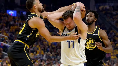 Luka Doncic buscará igualar la serie antes los Warriors de Curry.