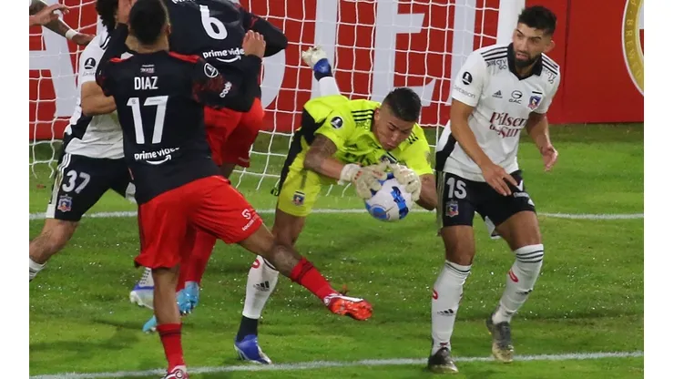 ¿Qué resultados le sirven a Colo Colo ante River Plate para llegar a la última fecha con ventaja sobre Fortaleza de Brasil?