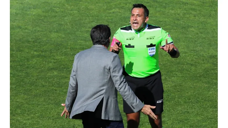 Julio Bascuñán es uno de los nombres apuntados por Javier Castrilli.