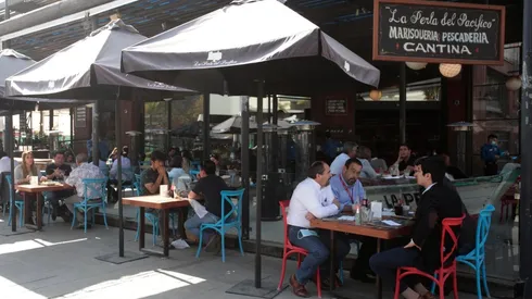 ¿Se puede andar sin mascarilla en el exterior en la Fase Medio Impacto Sanitario?