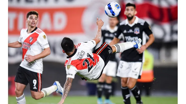 Colo Colo fue goleado por River en Argentina.