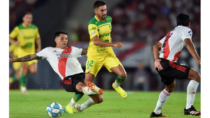 Juan Martín Lucero le marcó tres goles en cuatro partidos a River Plate, con las camisetas de Defensa y Justicia, Independiente y Colo Colo