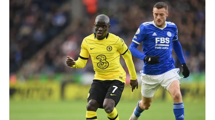 Chelsea venció por tres a cero al Leicester City en la primera vuelta de la Premier League