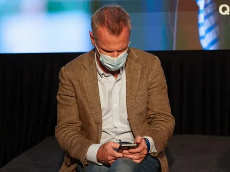 Senador Felipe Kast difunde fake news y luego se disculpa