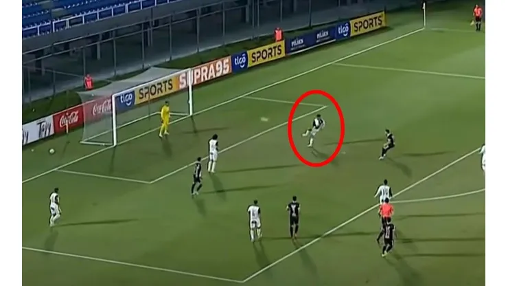Increíble autogolazo en el fútbol paraguayo