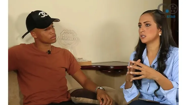 Castillo confesó en una antigua entrevista que no le gusta hablar del tema de su nacionalidad