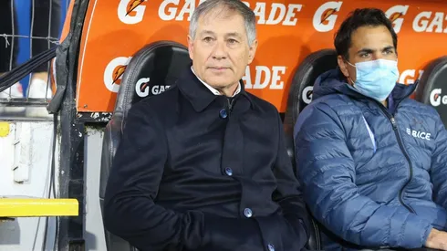 Ariel Holan no estará con la UC en su visita al Flamengo