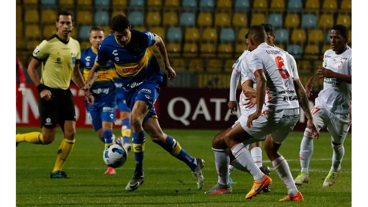 Everton necesita ganar para meterle presión al Sao Paulo en el Grupo D
