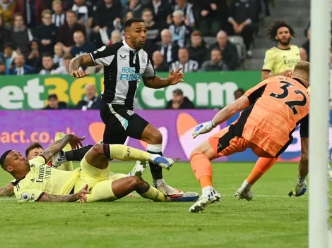 Arsenal cae y deja escapar la clasificación a Champions