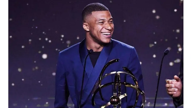 Mbappé recibió el premio al mejor jugador de la Ligue 1