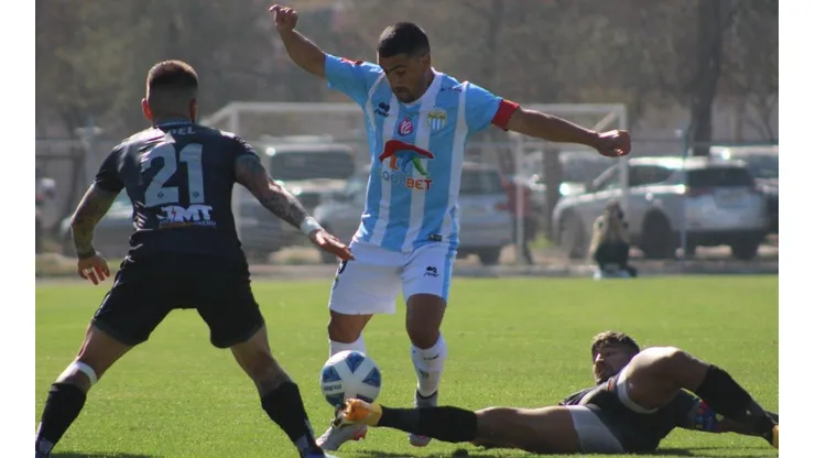 Rodrigo Herrera entusiasmado con un Magallanes que parece por fin encaminado al ascenso.