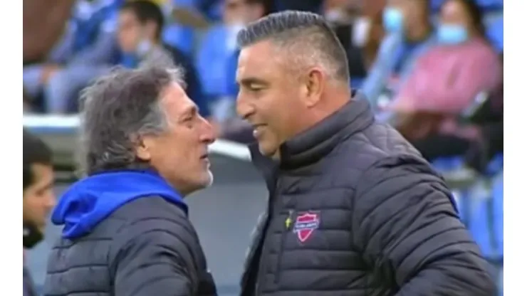 Salas y García se saludaron antes del partido
