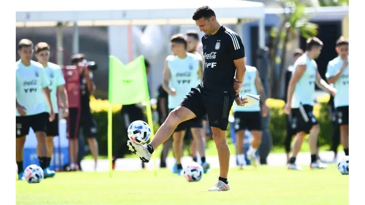 Lionel Scaloni hiz una lista de 35 jugadores para luego hacer corte definitivo.