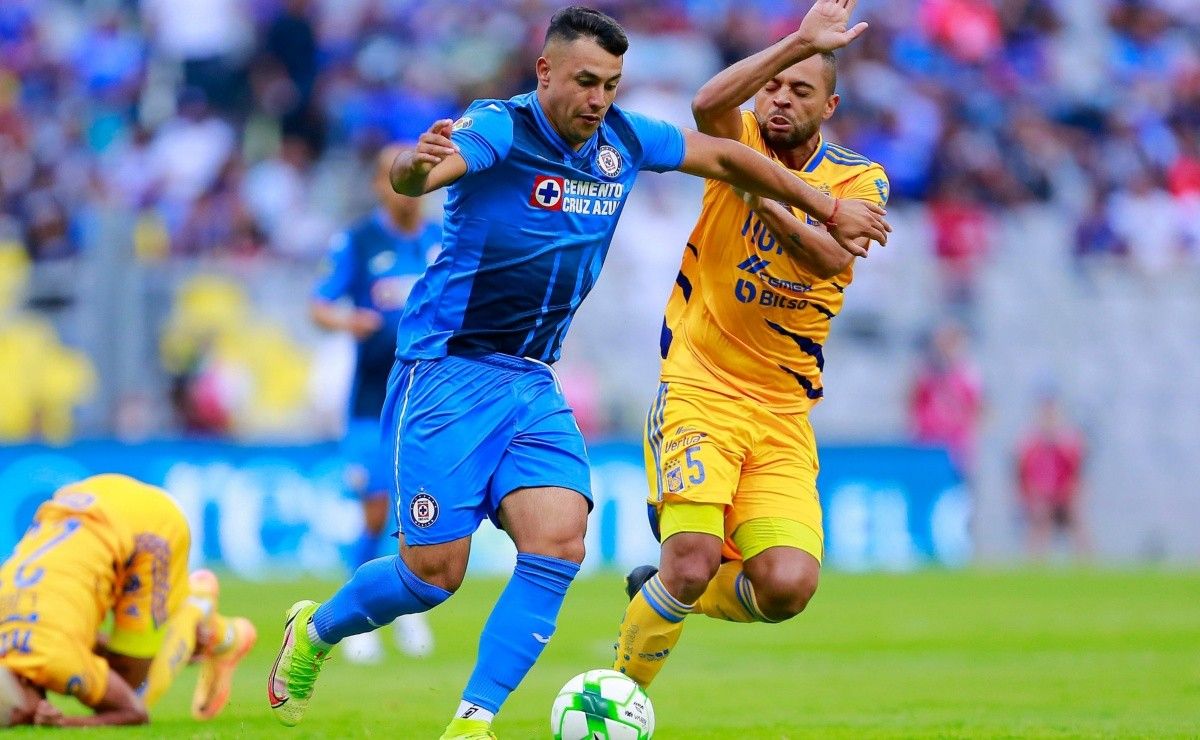 Cruz Azul cae en la ida contra Tigres UANL e Iván Morales es blanco de ...