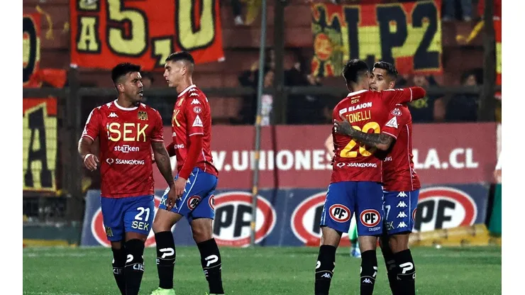 Unión Española pasa a lo más alto de la tabla de posiciones en el Campeonato Nacional.