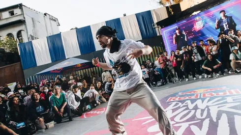 El Patio Central del Centro Cultural Gabriela Mistral es la sede por segundo año de la Final Nacional de Red Bull Dance Your Style.