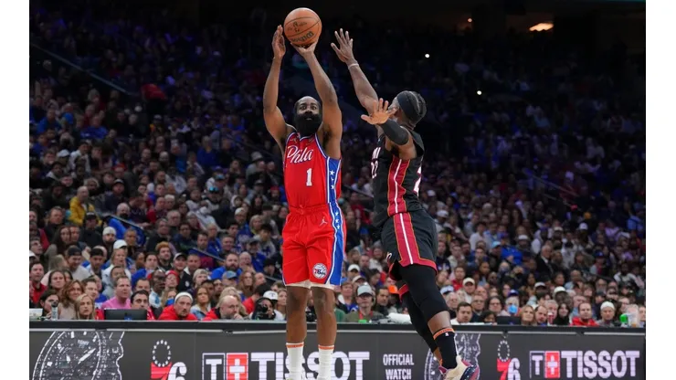 Harden necesita aparecer en el juego seis de la serie entre Philadelphia y Miami