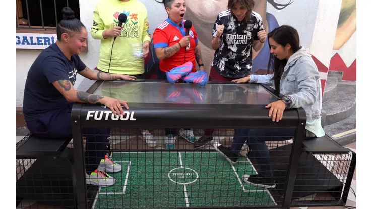 La portera de Palestino, Valeria Rojas, y la delantera de Audax Italiano, Dominique Chamorro, son parte de Primera Ronda de esta semana.
