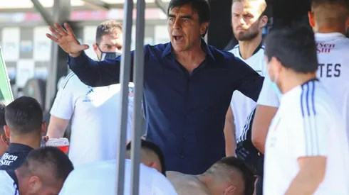 Colo Colo no quiere prestar a Gustavo Quinteros para la Roja.