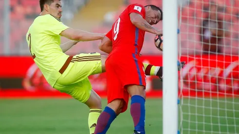 Esteban Paredes espera que Chile pueda anotarse en Qatar 2022.