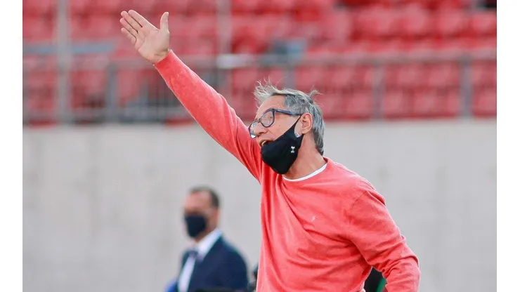 Holan redebutará este viernes ante La Calera
