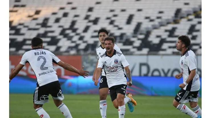 Colo Colo deberá jugar sin público por orden del gobierno