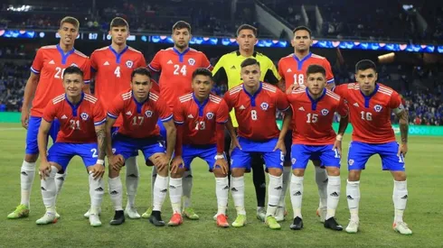 El jugador albo, quien debutó en la gira amistosa por Estados Unidos, quiere ser parte del futuro de La Roja