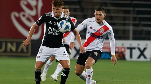 Rodrigo Herrera, el puntero Colo Col y un aguerrido Curicó en La Granja.