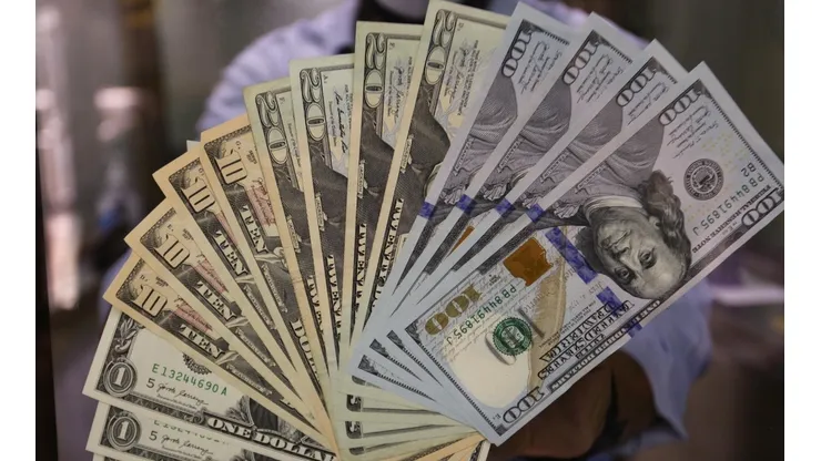 ¿A cuánto está el dólar en Chile hoy martes 10 de mayo?