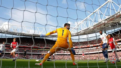 El Arsenal celebró en el Derby de la primera rueda de Premier.