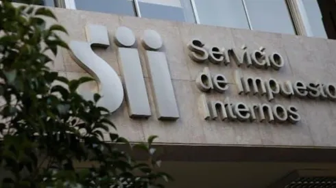 Revisa quiénes son los primeros en recibir el pago y el monto total.