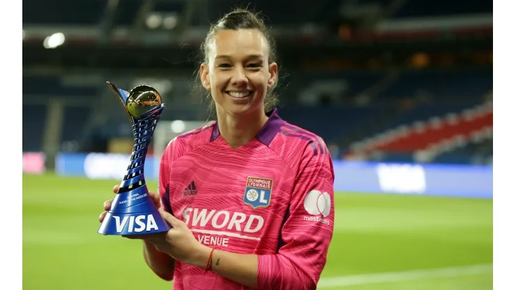 Tiane podría entrar a la breve lista de campeonas de UWCL y Libertadores Fem