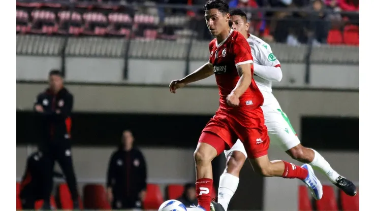 La Calera sale del fondo tras el triunfo ante Audax Italiano