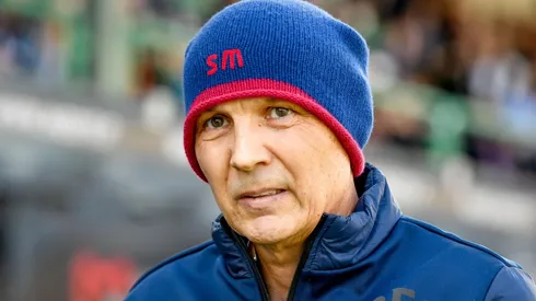 Sinisa Mihajlovic tiene claro que no fue penal de Gary Medel.