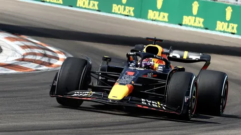 Max Verstappen vuelve a ganar y muestra sus intenciones de repetir el título.