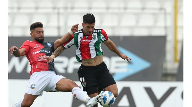 Benítez anotó el gol del triunfo y luego se fue expulsado