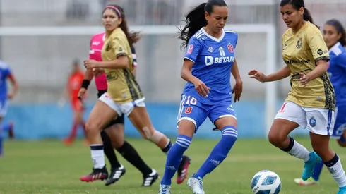 La U Fem vence a Antofagasta en ajustado partido