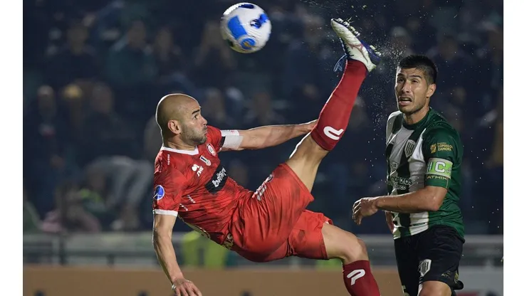 Sacha Sáez y su chilena, el Benzema de La Calera.