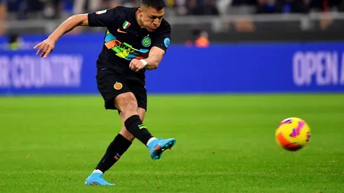 Alexis Sánchez entró en el final y respondió con un gol para dejar al Inter en la cima de la Serie A