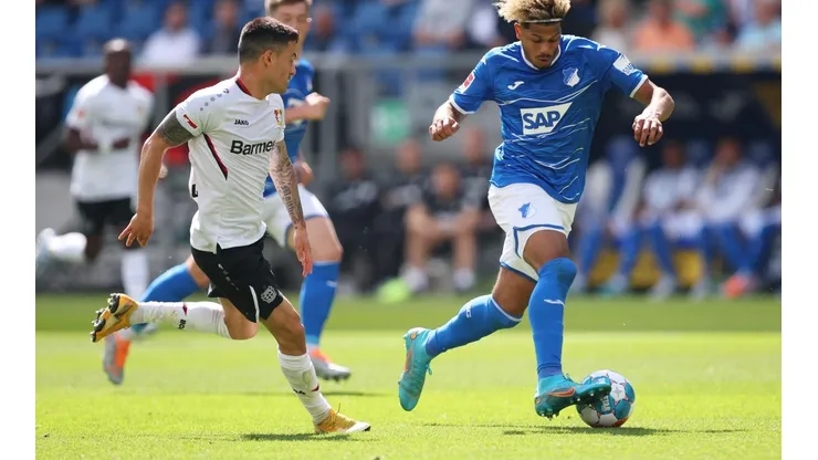 Charles Aránguiz fue titular y clave en el triunfo del Bayer Leverkusen