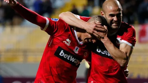 Unión La Calera se unió al selecto grupo de ganadores en tierras trasandinas