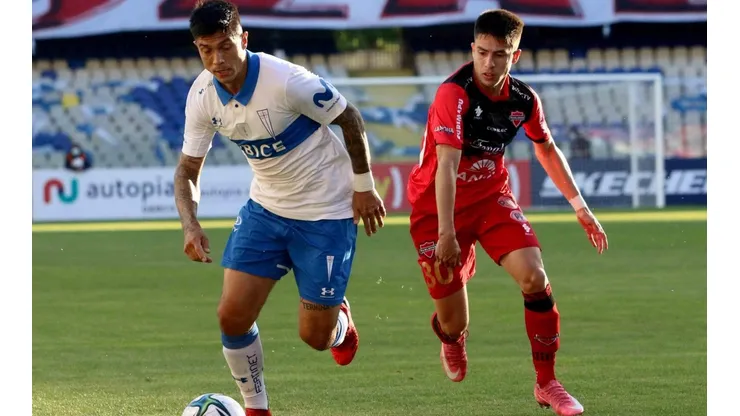 ¿Cuándo juega Ñublense contra U. Católica la fecha 12 del torneo nacional?