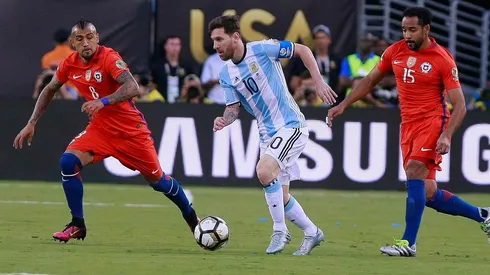 Arturo Vidal dijo que su amigo Lionel Messi es el rival más duro que ha enfrentado en su carrera