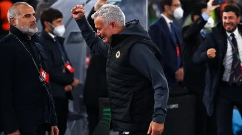 José Mourinho mostró su tremenda emoción al clasificar a la final.
